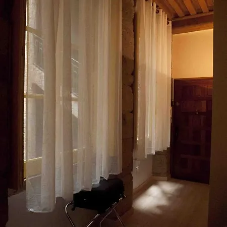 Charme Et Confort Aux Cordeliers