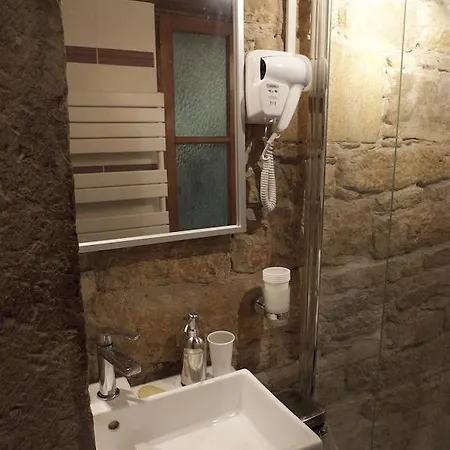 Charme Et Confort Aux Cordeliers