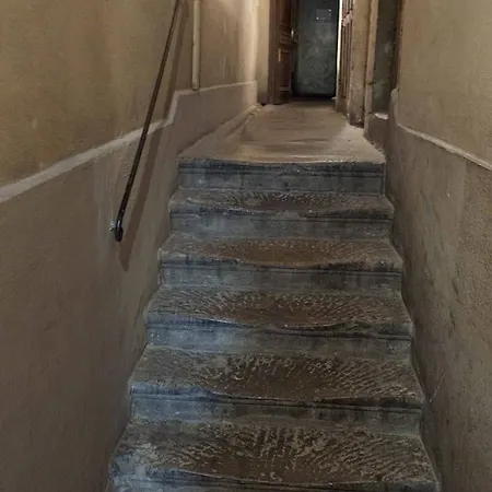 Apartment Charme Et Confort Aux Cordeliers Lyon