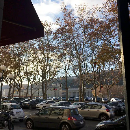 Charme Et Confort Aux Cordeliers Lyon